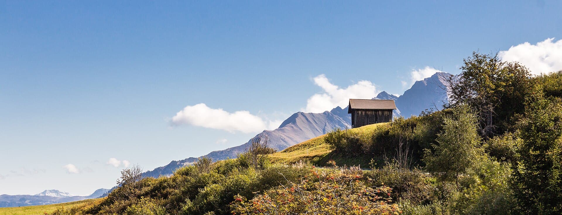 Switzerland landscape: Cuolm Sura 1585m. 21-09-2022. (d.j.b) 03